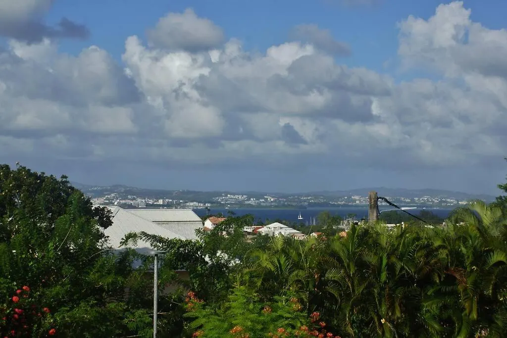 Tres Bel Appartement T3 Avec Piscine Et Vue Mer Les Trois-Ilets
