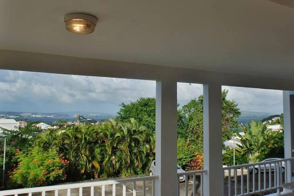 Tres Bel Appartement T3 Avec Piscine Et Vue Mer Les Trois-Ilets Apartment