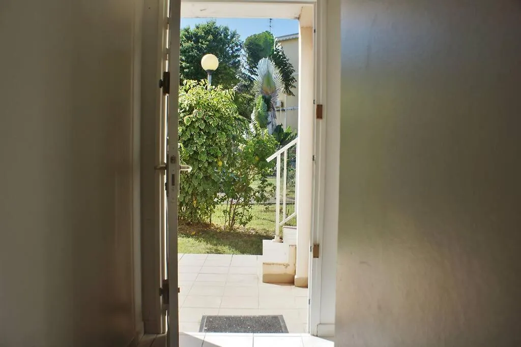 Tres Bel Appartement T3 Avec Piscine Et Vue Mer Les Trois-Ilets