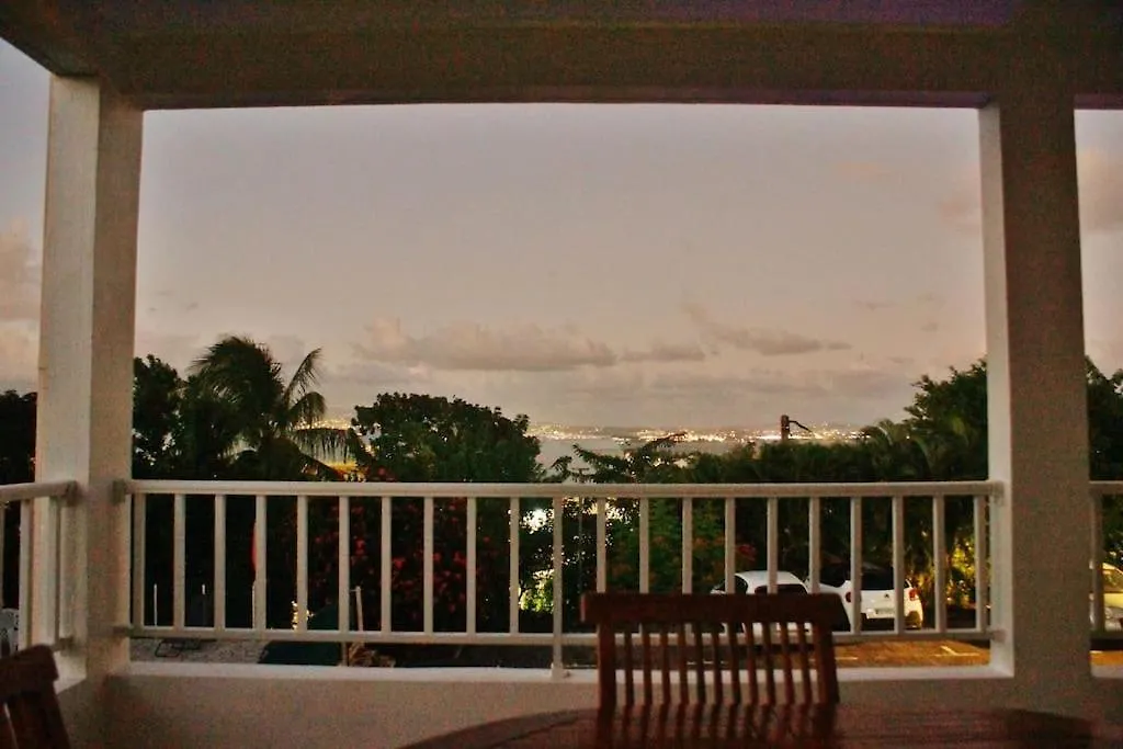 Tres Bel Appartement T3 Avec Piscine Et Vue Mer Les Trois-Ilets 0*,  Martinique